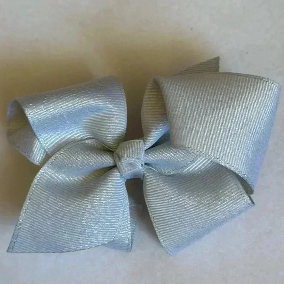 Hair Bows - Picture 3 of 9